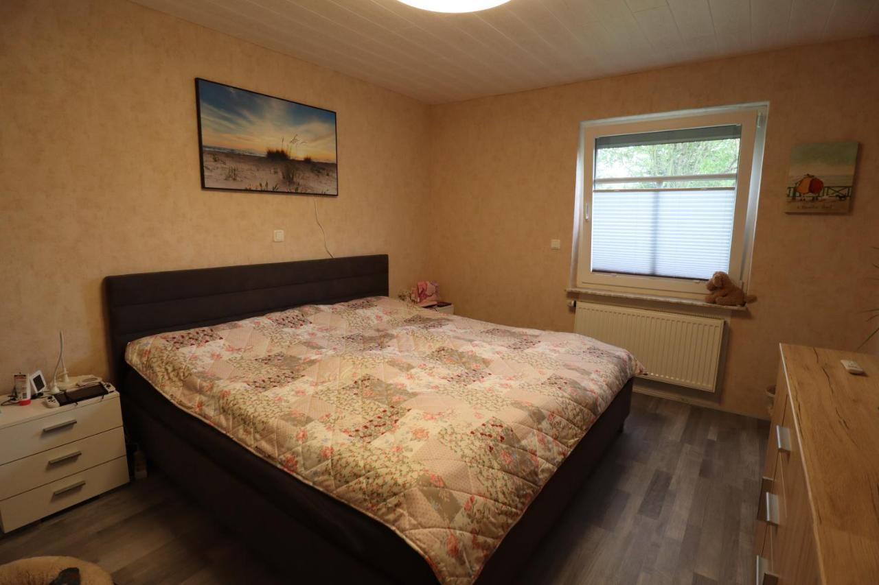 הוילה Krummhörn Haus Flieder מראה חיצוני תמונה