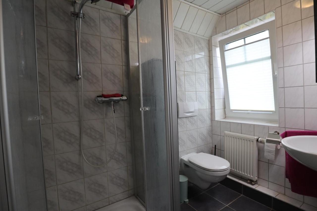 הוילה Krummhörn Haus Flieder מראה חיצוני תמונה